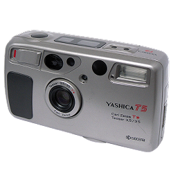 Yashica T5D With Carl Zeiss 35mm f/3.5